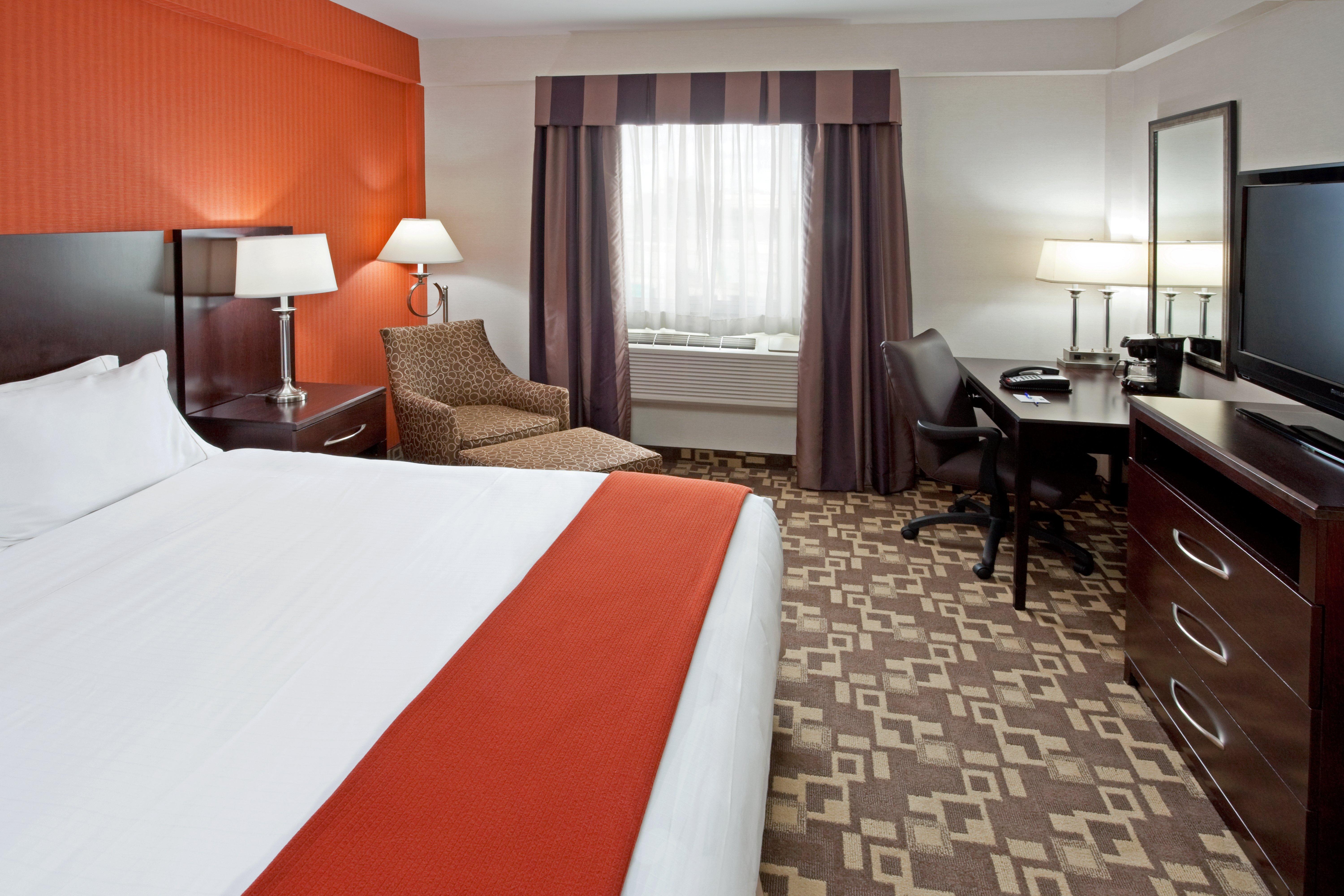 Holiday Inn Express Maspeth By Ihg Nowy Jork Zewnętrze zdjęcie