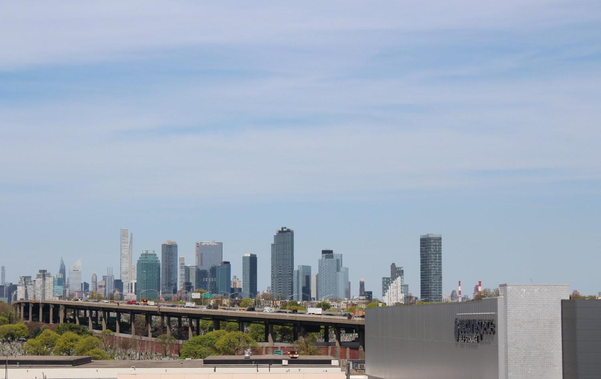 Holiday Inn Express Maspeth By Ihg Nowy Jork Zewnętrze zdjęcie