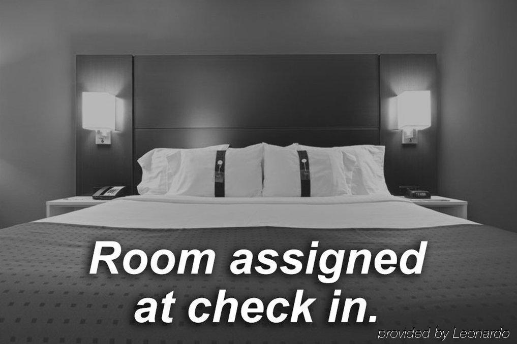 Holiday Inn Express Maspeth By Ihg Nowy Jork Zewnętrze zdjęcie